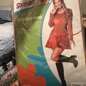 Spirit Colorful Adult Costume 
Women’s Scooby Doo, small to medium